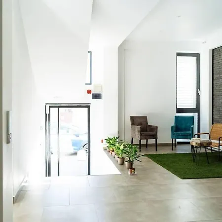 7 - New Building & Parking Apartment