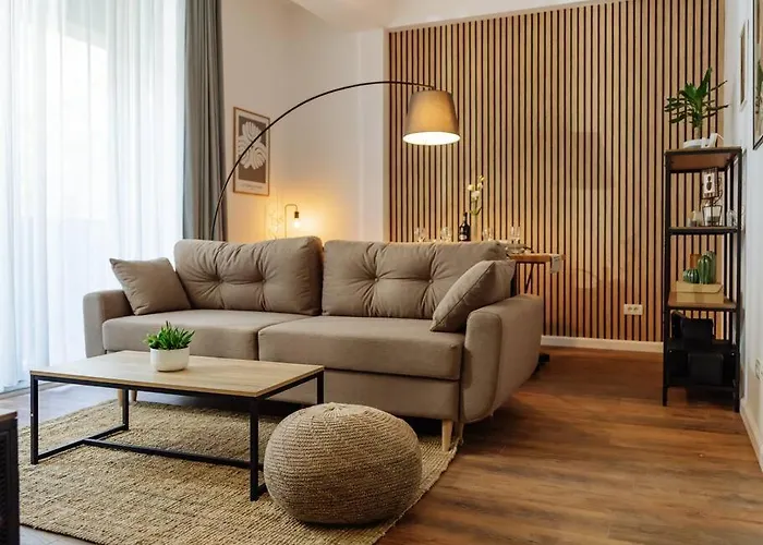 7 - New Building & Parking Apartment *