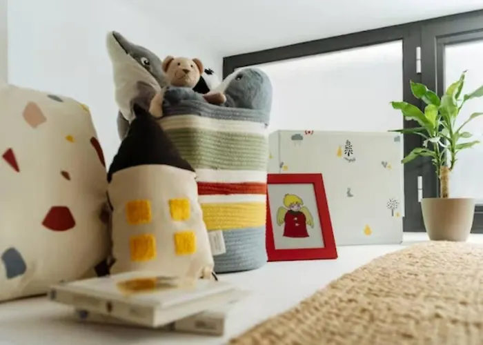 Apartment 7 - New Building & Parking *