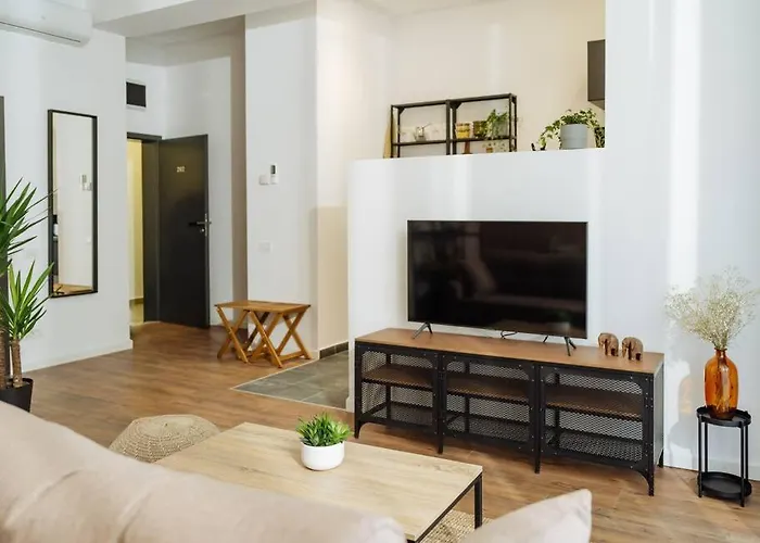 7 - New Building & Parking * بوخارست