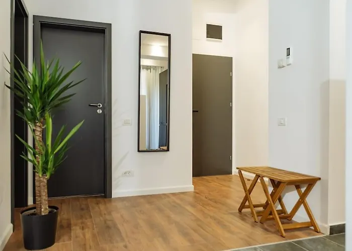 7 - New Building & Parking Bucharest